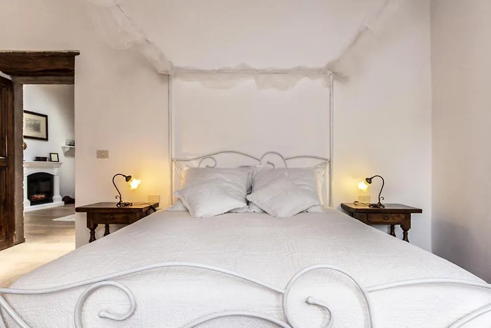 Torre Di Badia Bed & Breakfast Badia A Passigano Italy